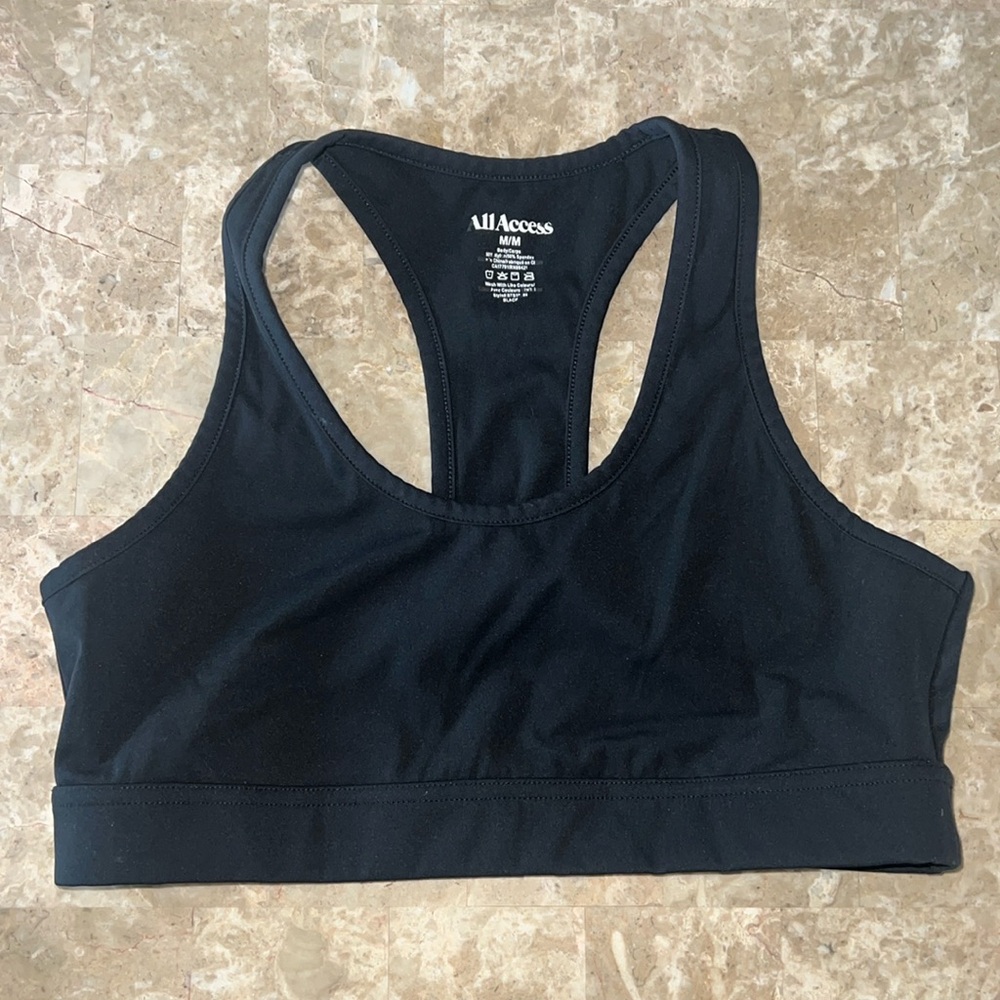 Bandier All Access Front Row Bra Size M - image 3